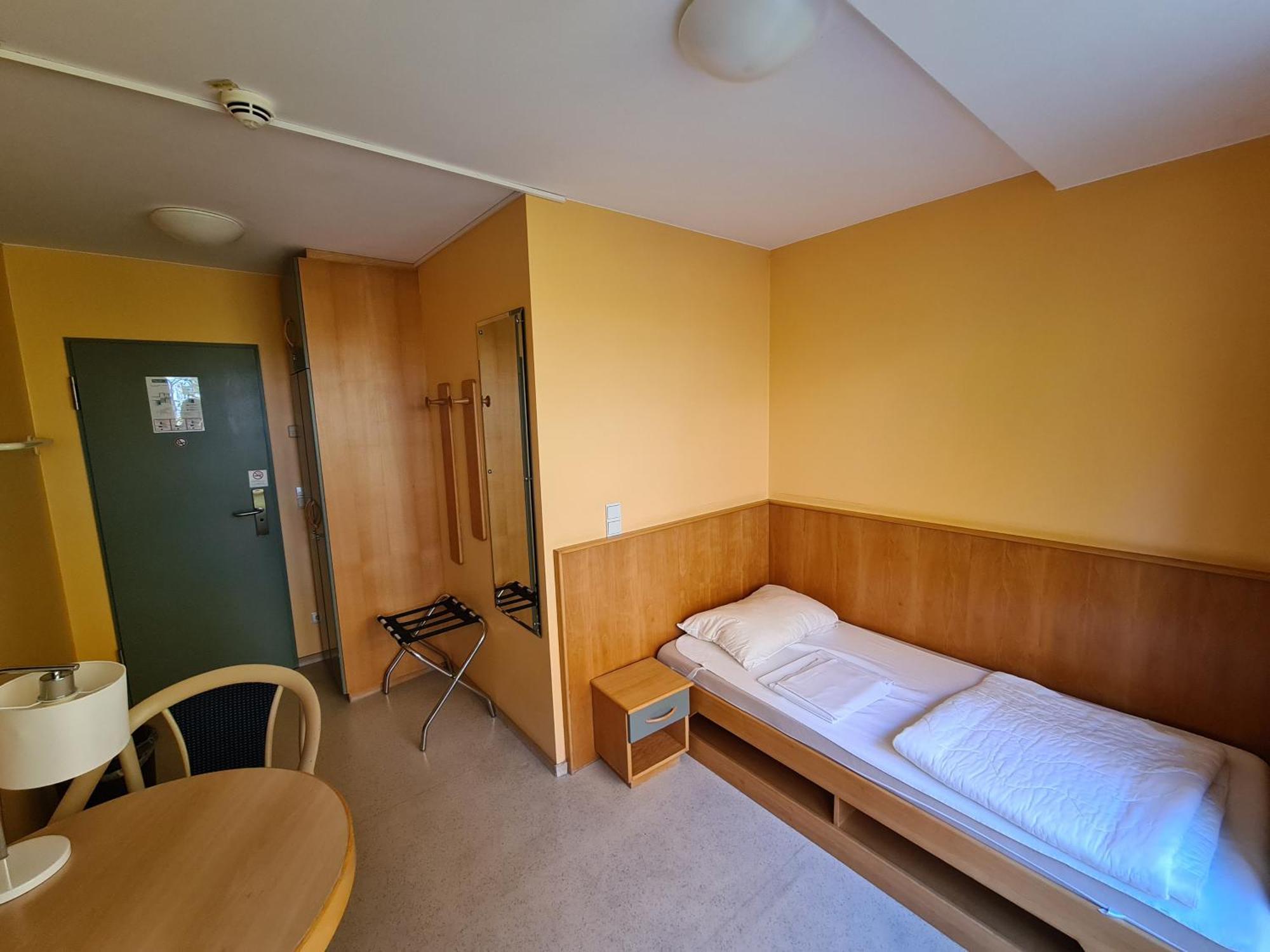 Jugendgaestehaus St.-Michaels-Heim เบอร์ลิน ภายนอก รูปภาพ